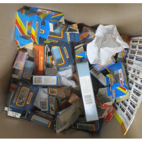 213 - Collection of Matchbox and Lledo die cast vehicles, mixture of excellent in very good boxes and unbo... 