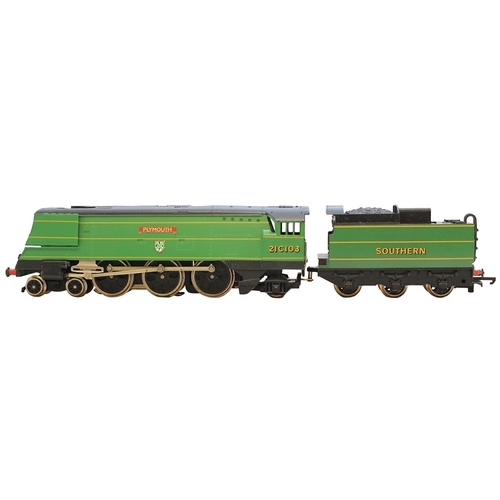 723 - Wrenn. OO gauge SR Streamlined Bullied Pacific 4-6-2 21C103 'Plymouth' green No W2266 generally exce... 