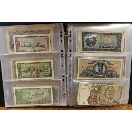 112 - Collection in 5 albums with ranges from Berlin, Finland, Guinee, New Zealand, Poland, Romania, Strai... 