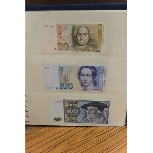 112 - Collection in 5 albums with ranges from Berlin, Finland, Guinee, New Zealand, Poland, Romania, Strai... 