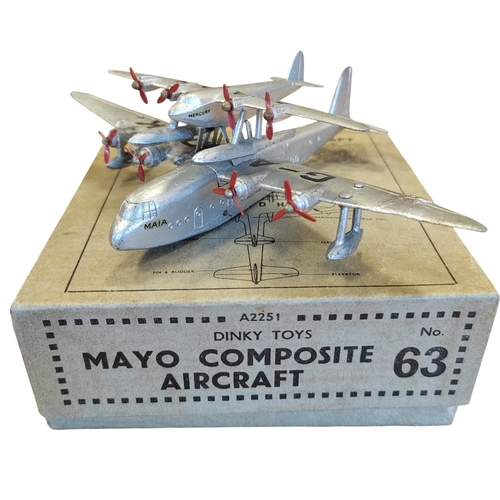 Dinky. Mayo Composite Aircraft No.63, very good in very good box. (T)