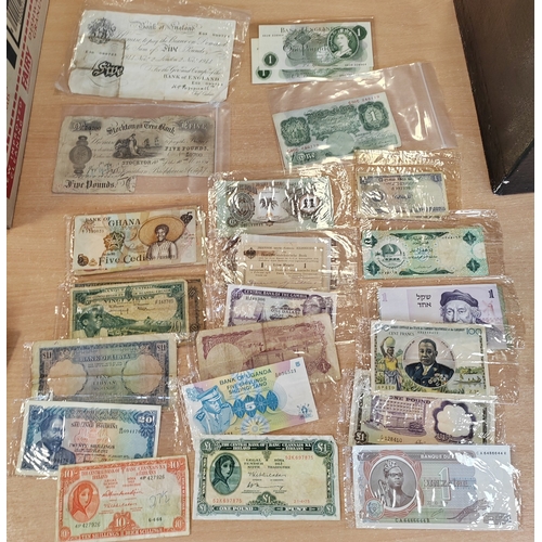 177 - Collection of banknotes generally very fine with some better includes GB range of £5, £1, shillings ... 