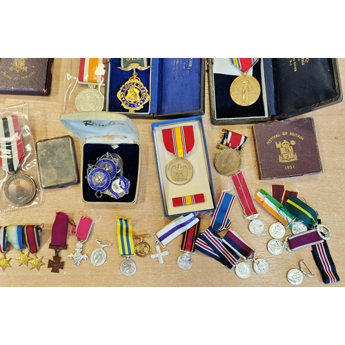 59 - Collection with various medals ranging from WWI to present, mostly British and USA, plus accumulatio... 