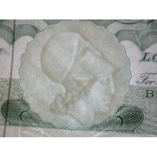 90 - Collection of banknotes, generally very fine with some better, including ranges of Beale £1 (13), Ho... 