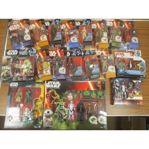 162 - Star Wars. Hasbro. Assortment of various figures and packs, generally near mint to mint in excellent... 
