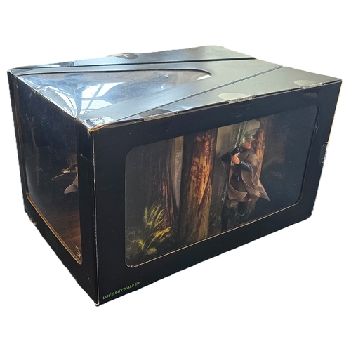 194 - Star Wars. Hasbro. The Black Series Return of the Jedi Heroes of Endor set of figures, near mint to ... 