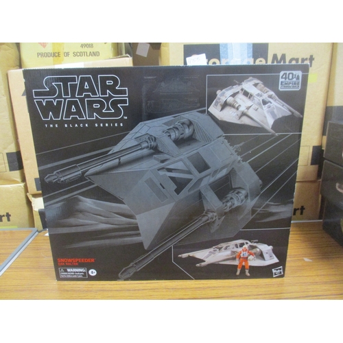 195 - Star Wars. Hasbro. The Black Series Snowspeeder with Dax Ralter, mint in near mint box. (B)