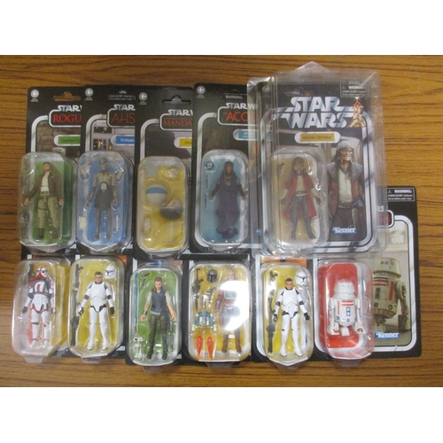 217 - Star Wars. Hasbro. The Vintage Collection figures range, generally mint in near mint bubble packs, i... 