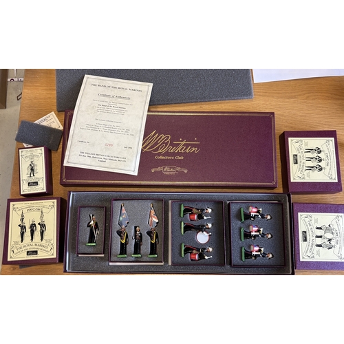 234 - Britains. Collection of boxed and unboxed soldiers, generally excellent, including Napoleonic, Empir... 