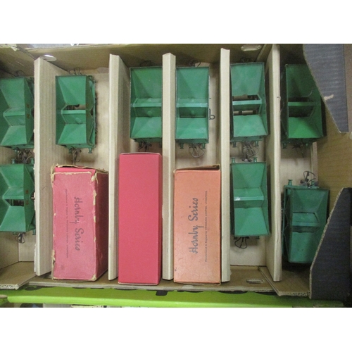 441 - Hornby. Unboxed collection of O gauge wagons, generally near very good to near excellent. Qty 20 (2B... 