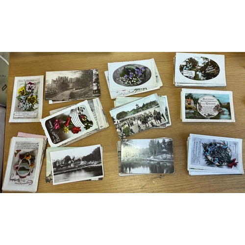 54 - Misc. coln. of mostly loose vintage and modern cards in boxes, incl. ptd, R.P's and artist drawn wit... 