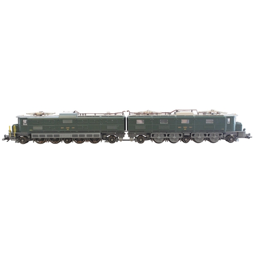 687 - Trix. 22580 HO gauge Swiss Federal Railways (SSB) type AE8/14 No.11801 Heavy Duty Double Electric gr... 