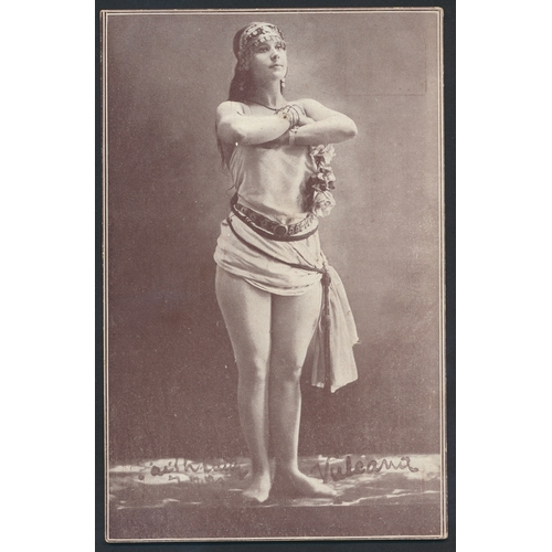 129 - Strongwomen. Coln of loose vintage cards of weightlifters, gymnasts and health specialists, mostly i... 