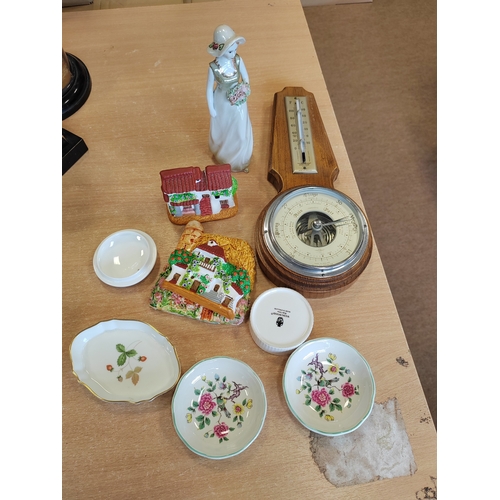 132 - Collection including hallmarked silver with Watford Chamber of Commerce Golfing Society Autumn Cup 5... 