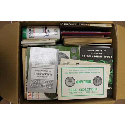 133 - Accumulation with cigarette cards, marbles, DVDs, videos, Playing cards, books, reference works, Coi... 