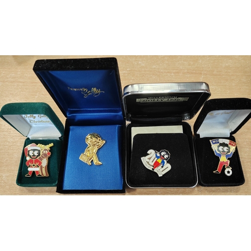 143 - Golly by Robertson's collection generally excellent with original tags, including dolls Merry Though... 