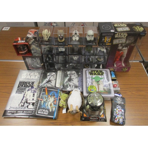149 - Star Wars. Assortment of various collectables, generally excellent to mint in very good to excellent... 
