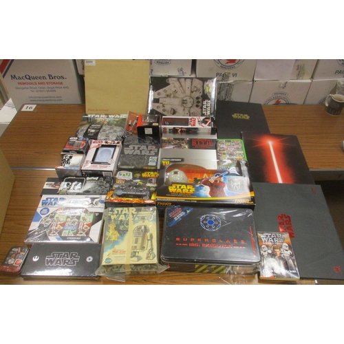 149 - Star Wars. Assortment of various collectables, generally excellent to mint in very good to excellent... 