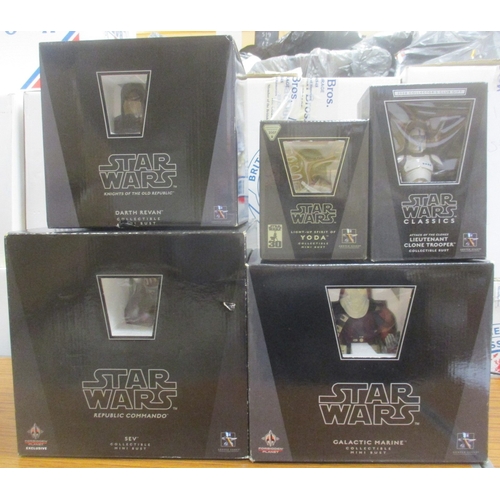 166 - Star Wars. Gentle Giant. Range of collectable mini busts, mint in excellent to near mint boxes, with... 