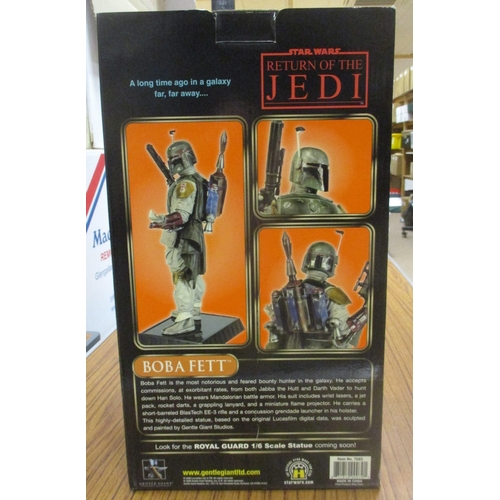 172 - Star Wars. Gentle Giant. Return of the Jedi Boba Fett statue, mint in near mint box. (B)