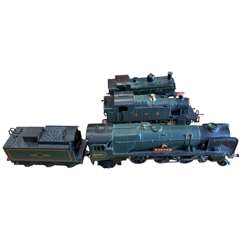 Collection of boxed and unboxed locomotives and wagons, generally ...