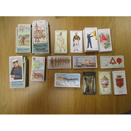 20 - Loose collection of part sets including Mackenzie Music Hall Artistes (10), Smith Footballers 'Cup T... 