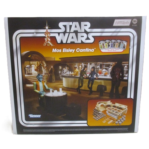 243A - Star Wars. Hasbro. The Vintage Collection Mos Eisley Cantina deluxe edition designed by HasLab, mint... 