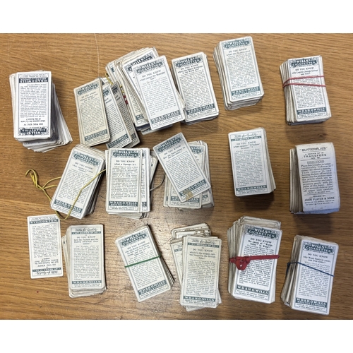 27 - Collection of mostly loose part and full sets, generally very  good, including ranges of Churchman, ... 