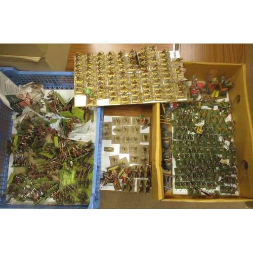 274 - Large accumulation of plastic/metal wargaming figures and vehicles of mixed scales, generally very g... 