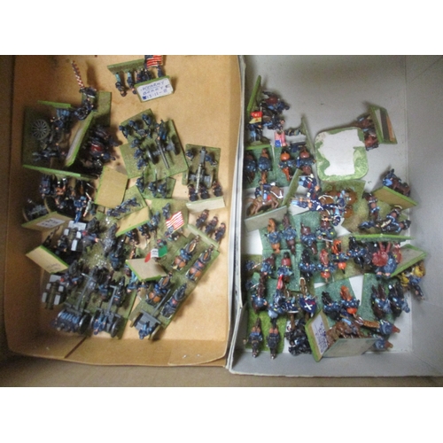 277 - Large accumulation of wargaming figures of mixed scales, majority metal, generally very good to exce... 