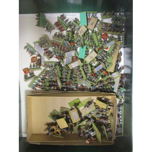 277 - Large accumulation of wargaming figures of mixed scales, majority metal, generally very good to exce... 