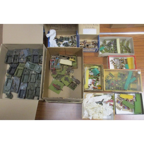 282 - Large accumulation of 20-25mm wargaming figures, generally very good to excellent, painted to a very... 