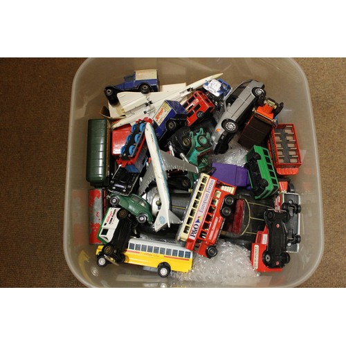 288A - Collection of unboxed cars, vans, trucks etc. mostly Matchbox with ranges from Corgi, Tri-ang etc., ... 