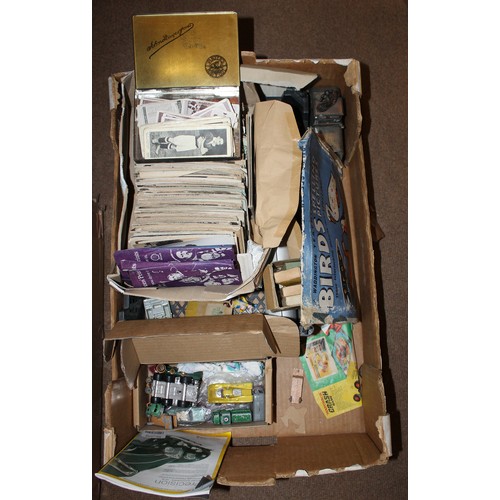 288A - Collection of unboxed cars, vans, trucks etc. mostly Matchbox with ranges from Corgi, Tri-ang etc., ... 