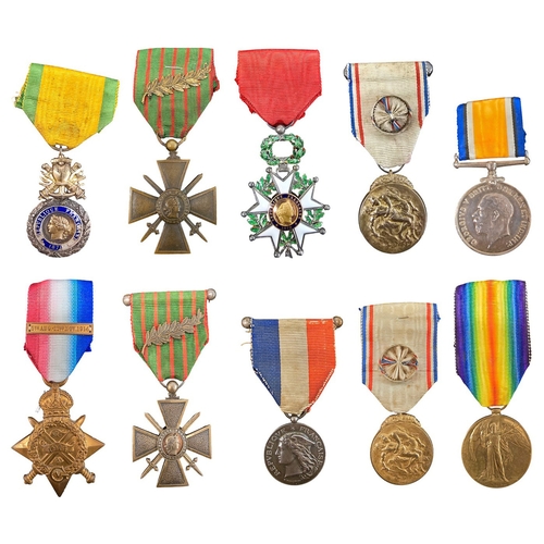 13 - Medal group to Nurse Annie Elizabeth Brewer with Legion d'Honneur, Croix de Guerre (1914-1917 with o... 