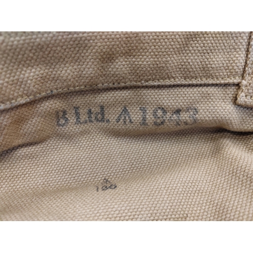 104 - WW2 British shell dressings bag, 1943 date stamp, excellent condition, plus medical syringes, ether ... 