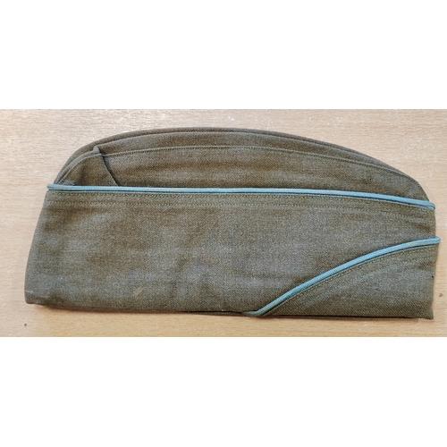 112 - Infantry garrison cap with Para/Glider patch, written inside - Mulhall / M-7774, size 6 3/4, plus do... 