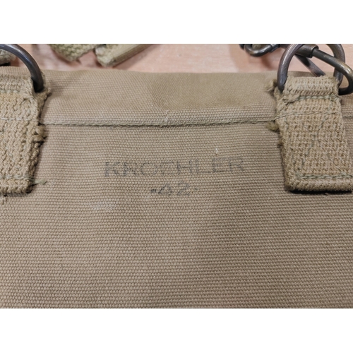 116 - WW2 U.S. map case (1942), U.S. stamped to front, reverse Kroehler -42-, near extremely fine. (½B)