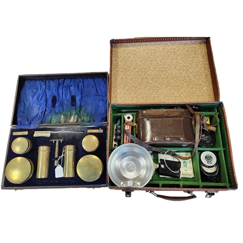 88 - Officers personal grooming kit from Gillette and vintage German Zeiss Ikon folding camera set (untes... 
