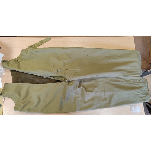 91 - WW2 U.S tanker jacket (2nd edition) and tanker trousers, general aging and wear to jacket, few tears... 