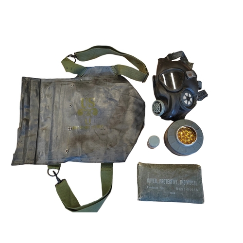 93 - WW2 US M5 Assault Gas Mask, with M3 filter, M7 carrier, anti dim cloth and sealed individual protect... 