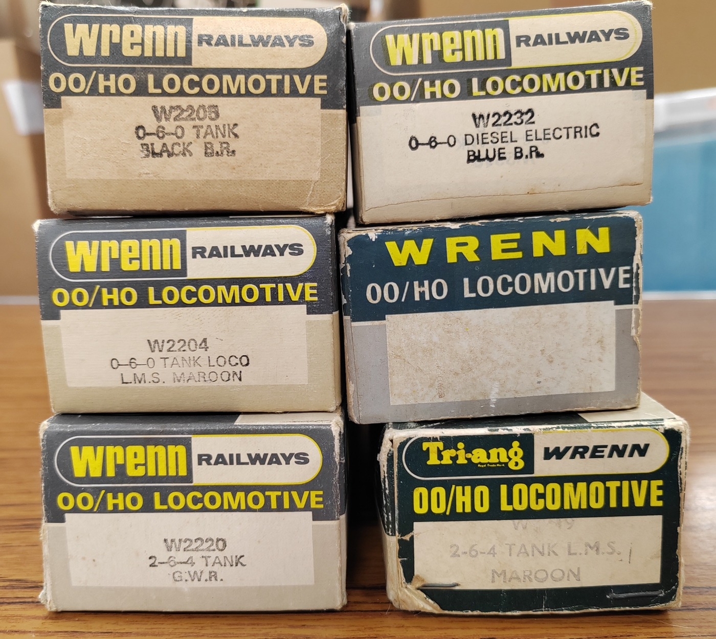 Wrenn. Range of tank locomotives, excellent to near mint in good plus ...