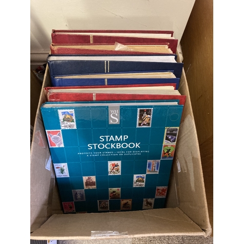 17 - STAMPS : World stamps accumulation in six stock books (100's)