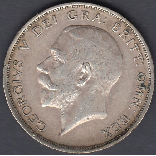 90 - COINS 1915 Great Britain silver half crown in good to fine condition, bit of tarnish but not cleaned... 