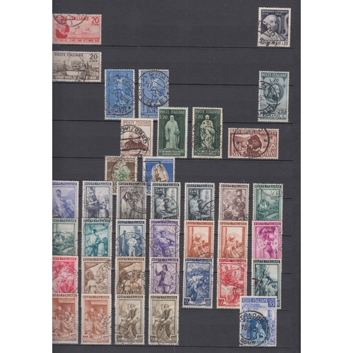 430 - STAMPS ITALY Red Stock book with many 100's used and fine used issues, including early states to mod... 