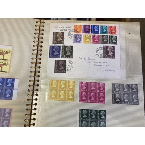 416 - STAMPS HONG KONG Box with various albums, stock pages etc. A mostly modern mint selection with many ... 