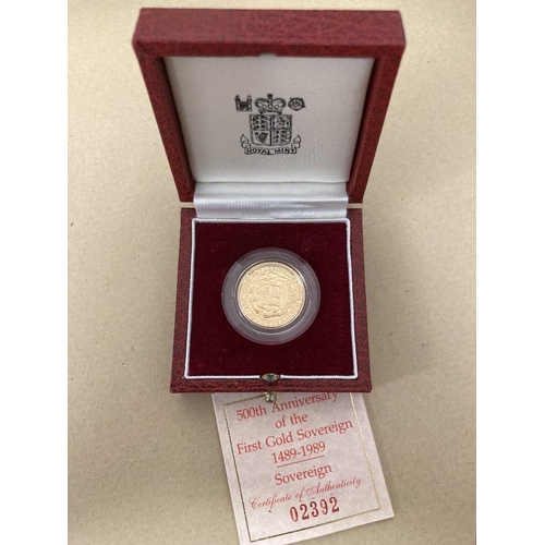 150 - COINS : 1989 500th Anniversary Gold Proof Sovereign in display box with cert (SCARCE)