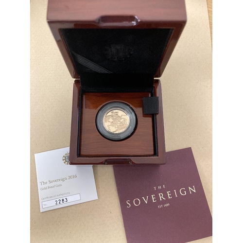 164 - COINS : 2016 Proof Gold Sovereign in special display box ( Butler design profile)