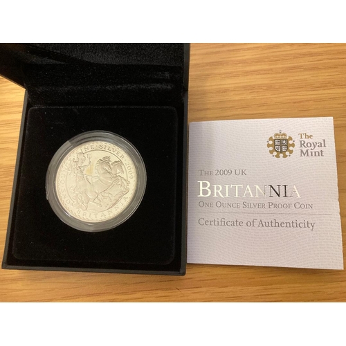 123 - COINS : 2009 1oz Britannia silver proof £2 coin in Royal Mint display box