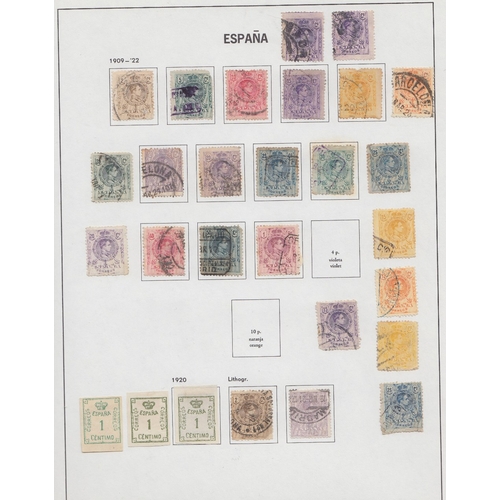 539 - STAMPS SPAIN DAVO album with early issues, sparsely filled